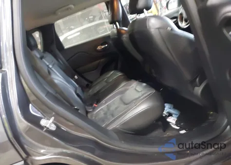 2015 Jeep Cherokee Limited из США, поврежденный, VIN 1C4PJLDS7FW656565